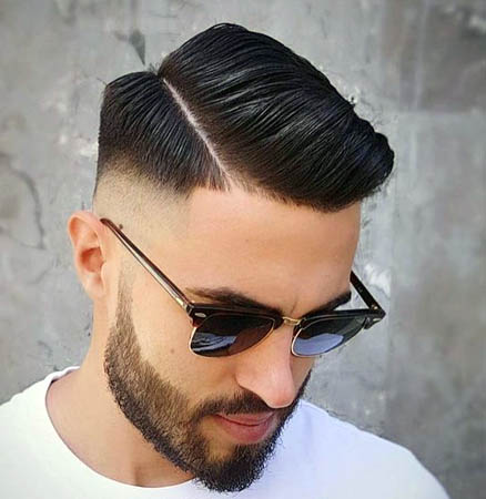 Corte clássico com risca de navalha
