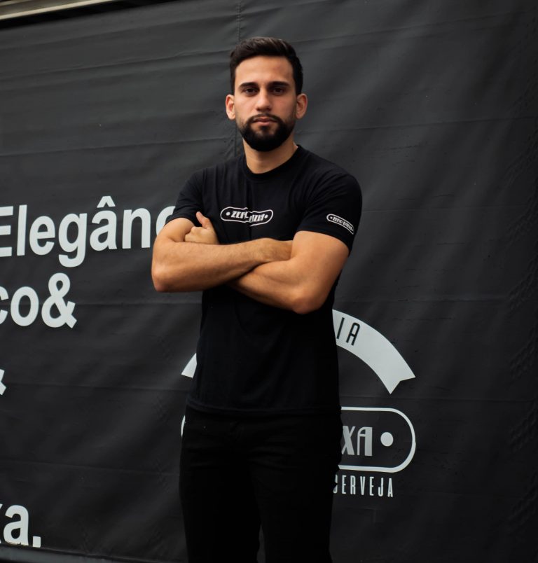 tio caian barbeiro araruama